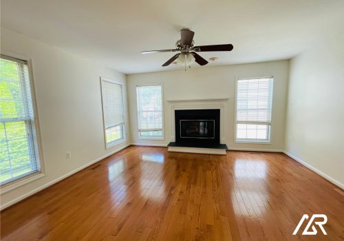 hardwood-flooring hardwood-flooring